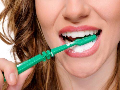 Jak właściwie zadbać o nasze zęby?